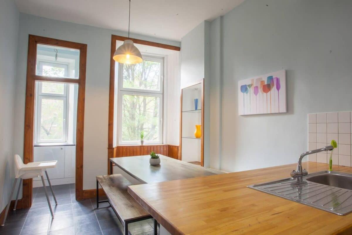 גלאזגו Modern, Light-Filled And Sleek West End Apartment מראה חיצוני תמונה